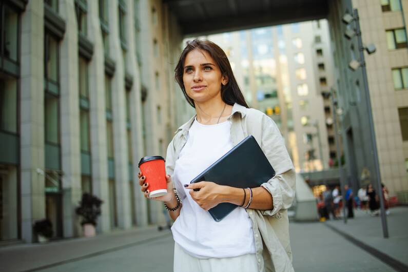 Desarrollo De Habilidades Profesionales Para Trabajar En El Extranjero